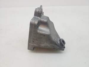 Motorhalter - A2722231704