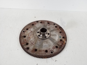  Clutch flywheel 