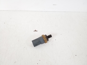  Coolant temperature sensor 