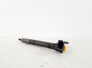  Fuel injector 