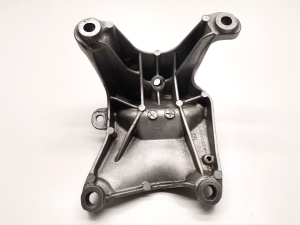 Porsche Cayenne (92A) (2017–2026) Engine bracket 3W0199308R - 4