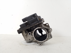  EGR valve 