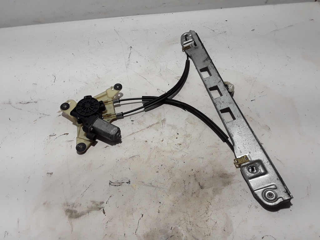 RENAULT Master 3 generation (2010-2023) Front Left Door Window Regulator 807210008R 21061582