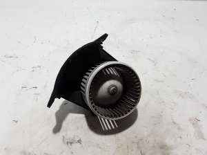   Heizungsgebläsemotor  - 7701068976 