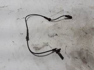  Rear abs sensor 