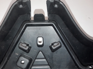 RENAULT Captur (2013–2019) Kühlergrill - 2