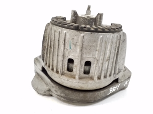 Mercedes Benz SLK-Class 172 (2011–2026) Engine mount A1722401317 - 4