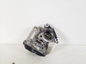  EGR valve 