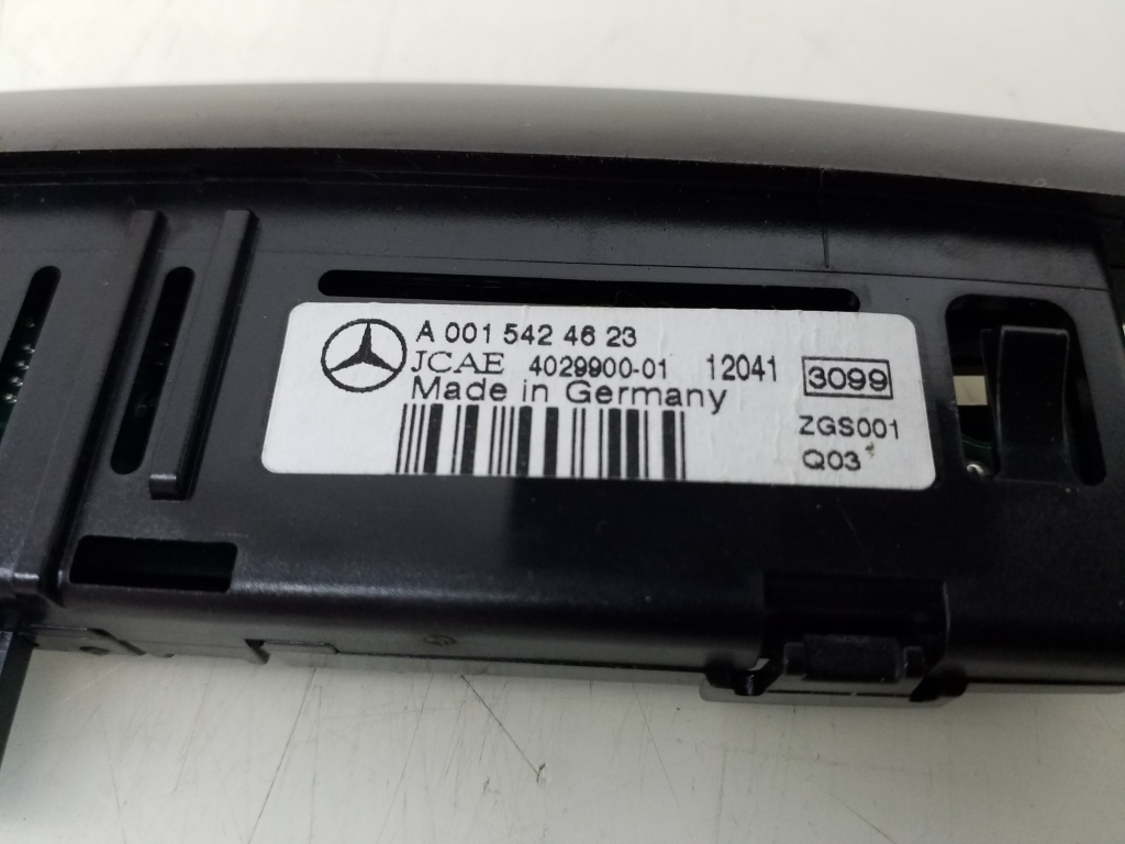 MERCEDES-BENZ E-Class W212/S212/C207/A207 (2009-2016) Display senzor de parcare PDC A0015424623 20979722