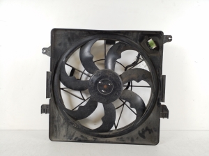 Hyundai i40 (2011–2026) Dzesēšanas ventilators un tā daļas 253803ZXXX - 4