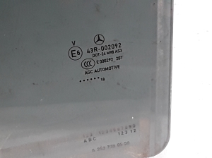 Mercedes Benz GLC-Class 253 (2015–2019) Aizmugurējo sānu durvju stikls A2537350500 - 4