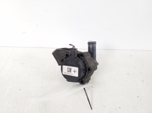 Mercedes Benz E-Class W213 (2017–2026) Auxiliary water pump 9021337B - 2