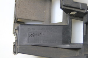 Volkswagen Jetta (2010–2017) Rear bumper bracket 5C6807394A - 3