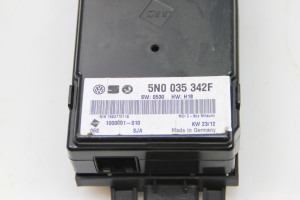 Volkswagen Jetta (2010–2017) Juhtplokk 5N0035342F - 2