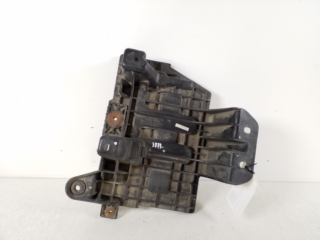 Kia Sportage (2010–2016) Batteriehalter 37150-2S200 Kia Sportage (2010–2016) Batteriehalter 37150-2S200