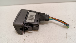 Kia Sportage (2010–2016) Hazard light switch 4913601110 - 3