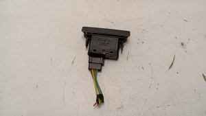 Kia Sportage (2010–2016) Hazard light switch 4913601110 - 5
