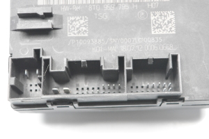 AUDI A4 B8 (2007–2016) Rear side door control unit 8T0959795H - 3