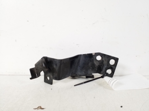 Mercedes Benz E-Class W213 (2017–2026) Circulation pump bracket A2135010420 - 2