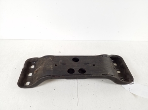 Mercedes Benz E-Class W213 (2017–2026) Getriebehalter A2132401302 - 2