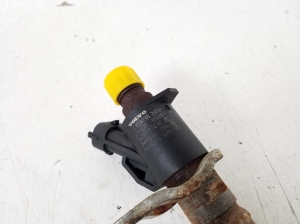  Fuel injector 