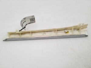 AUDI A4 B7 (2004–2008) Tagumise toe sisekujundus 8E9868584 - 3