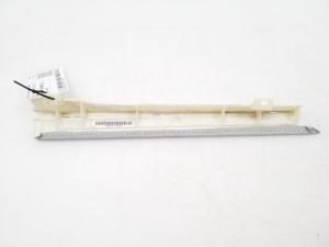 AUDI A4 B7 (2004–2008) Tagumise toe sisekujundus 8E9868583 - 4