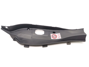 Other part of rear side door - 7303704