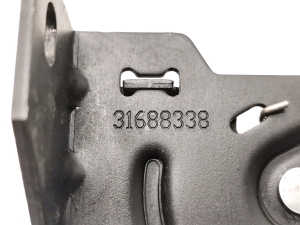 Polestar 2 II (2021–2026) Hood latch 31688338 - 5