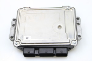Ford Focus (2004–2011) Engine control unit 9M5112A650BH - 2