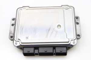Ford Focus (2004–2011) Engine control unit 9M5112A650BG - 3
