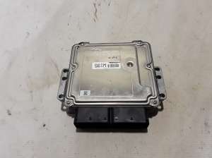Kia Soul (2014–2019) Motorsteuergerät 391502A750 - 3