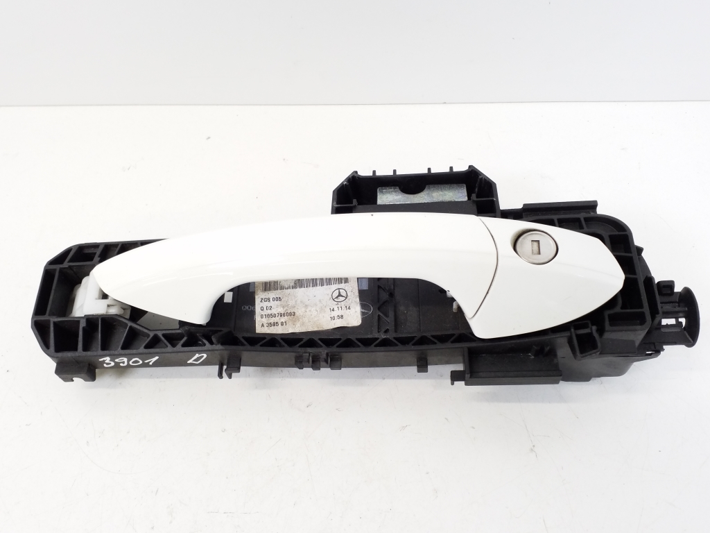 MERCEDES-BENZ SLK-Class R172 (2011-2020) Front Right Door Exterior Handle A2047601834 22005821