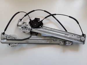 Ford Kuga (2012–2019) Priekšējo durvju logu pacēlājs un tā daļas CJ54S23201BP - 3