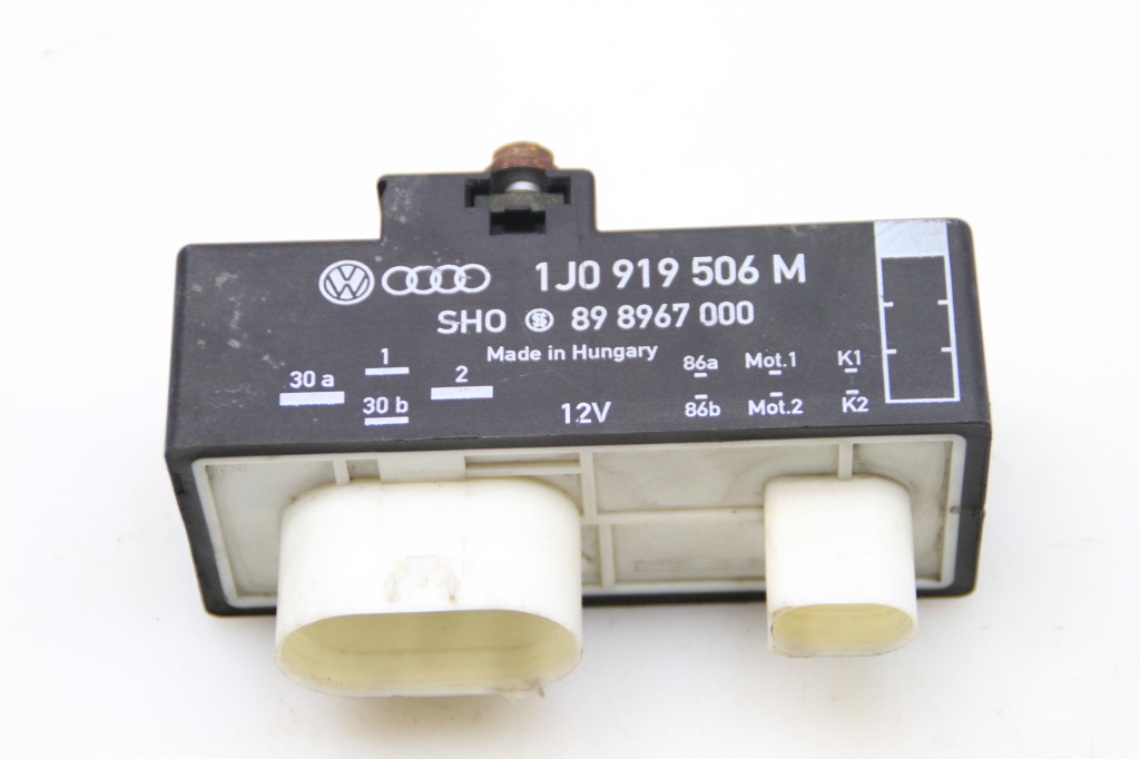 VOLKSWAGEN Polo 4 generation (2001-2009) Cooling fan control unit 1J0919506M 25753751