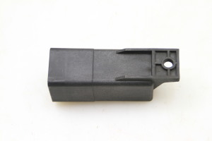 Volkswagen Tiguan (2007–2016) Glow plug relay 04L907281 - 4