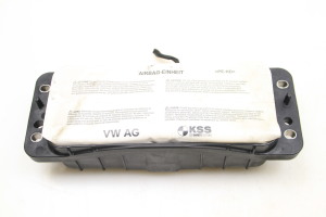 Knee airbag - 1ST880204