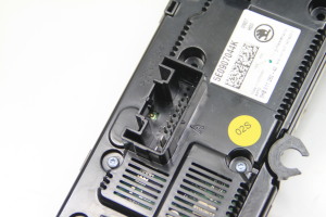 Skoda Octavia III (2013–2019) Heater control panel 5E0907044K - 3