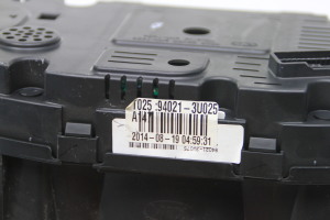 Kia Sportage (2010–2016) Instrument cluster 940213U025 - 3