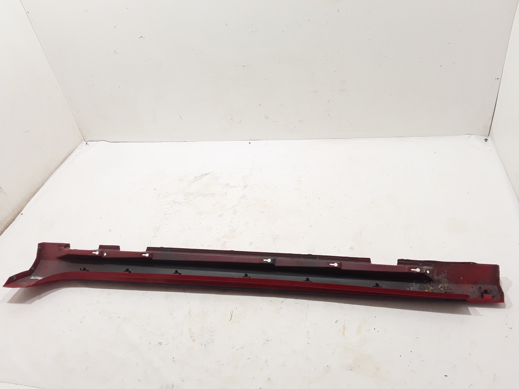 VOLVO V60 1 generation (2010-2020) Right Side Plastic Sideskirt Cover 31333005 21062341