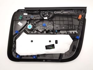 Polestar 2 II (2021–2026) Priekšējo durvju apšuvums 32344520 - 2