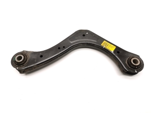 Rear control arm - 55101F2BA0