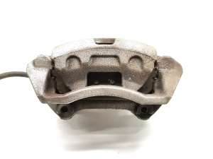 Hyundai Kona (2017–2023) Front brake caliper E6C1DT5 - 5