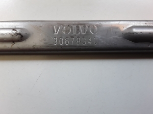 VOLVO V70 III (2007–2017) Scheinwerferhalter 30678340 - 3