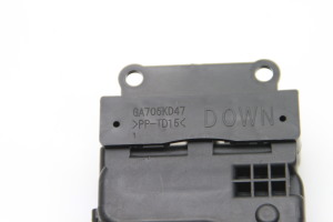 Mazda 3 (2013–2018) Salongi soojenduse klapi mootor GA705KD47 - 3