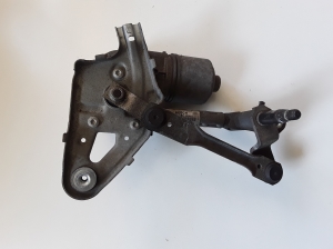 Peugeot 5008 (2009–2016) Scheibenwischermotor vorne 9671062180 - 3