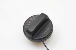  Fuel filler cap 