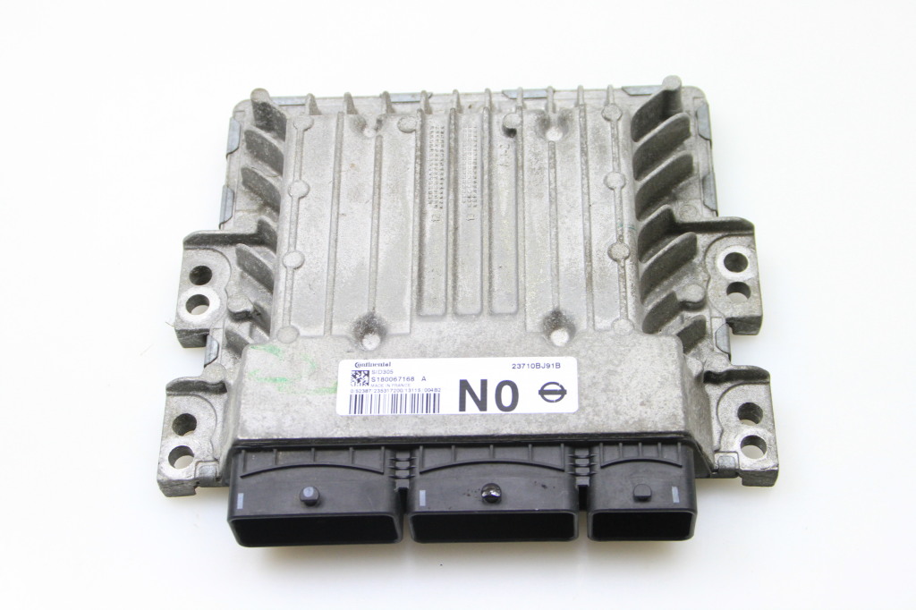 NISSAN Juke YF15 (2010-2020) Moottorin ohjausyksikkö ECU 23710BJ91B 25107809