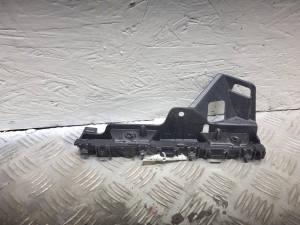 RENAULT Trafic III (2014–2022) Front bumper bracket 622209504R - 2