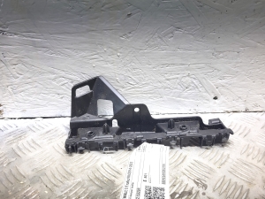 RENAULT Trafic III (2014–2022) Front bumper bracket 622215320R - 2